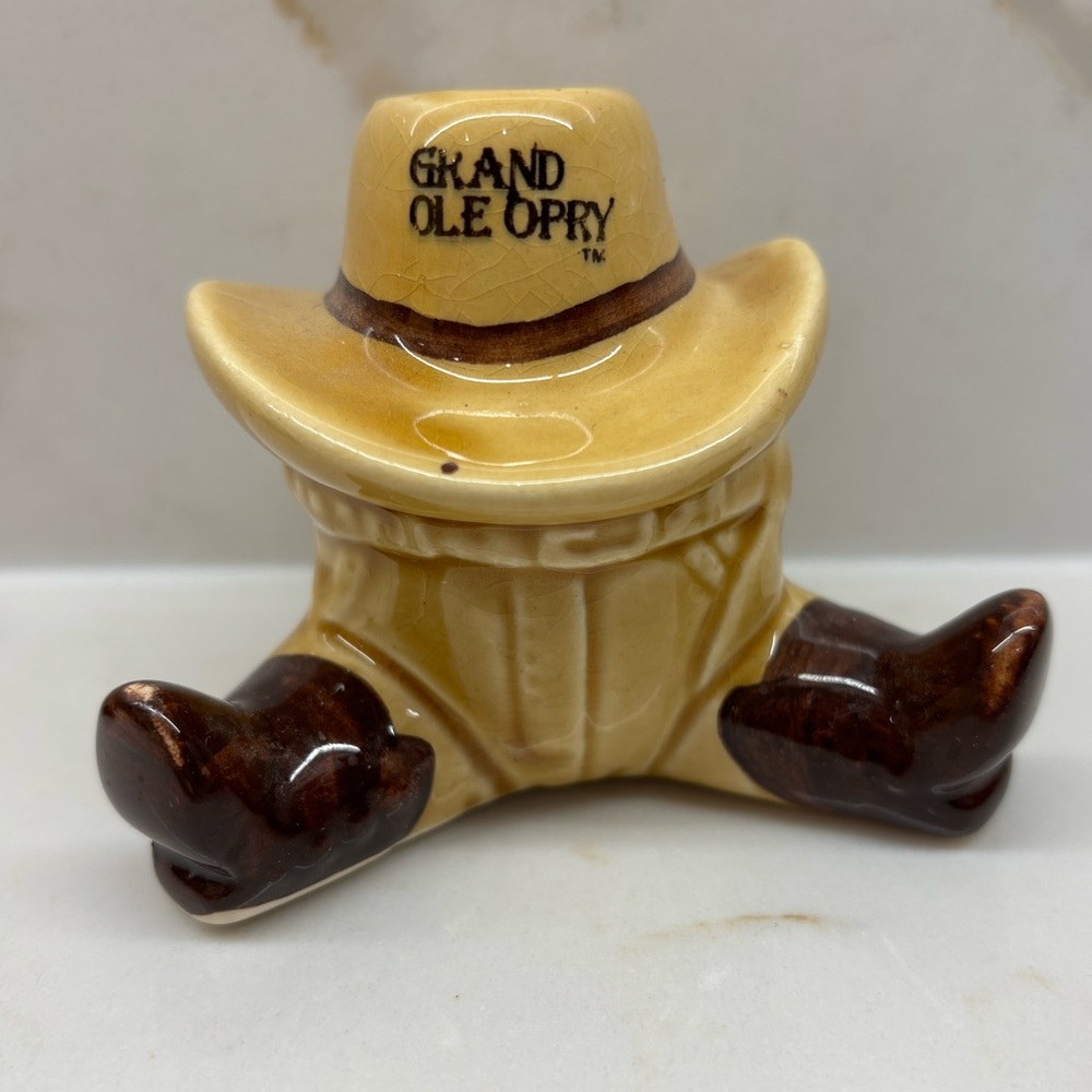 Vintage Grand Ole Opry Ceramic Cowboy Boot & Hat Salt and Pepper Shakers - Picture 3 of 9
